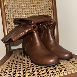 Flat Heel Slouch Boots